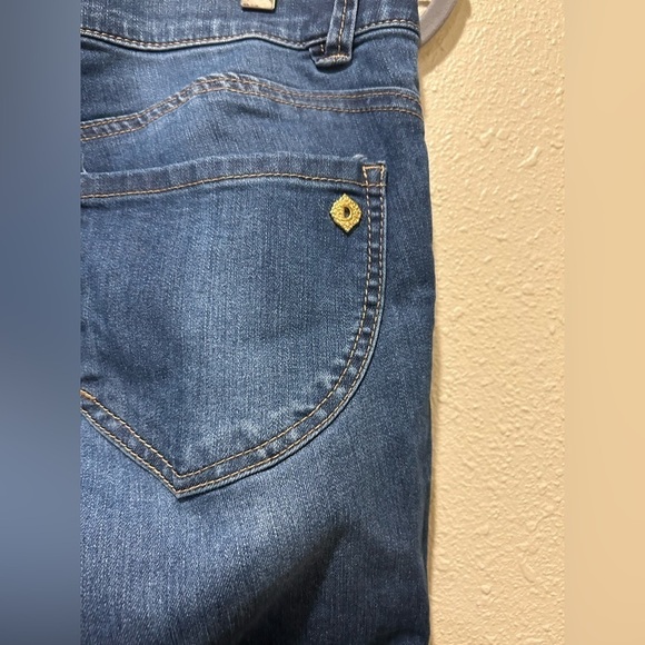 Democracy “Ab” Technology Skinny Jeans - Size 4 - Picture 3 of 5